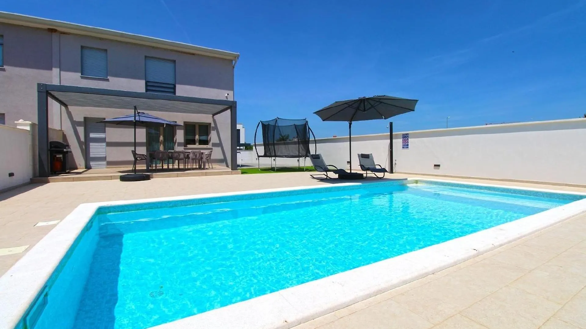 Ferienhaus Mit Privatpool Fuer 6 Personen Ca 130 Qm In Bale, Istrien Istrische Riviera Holiday home Bale